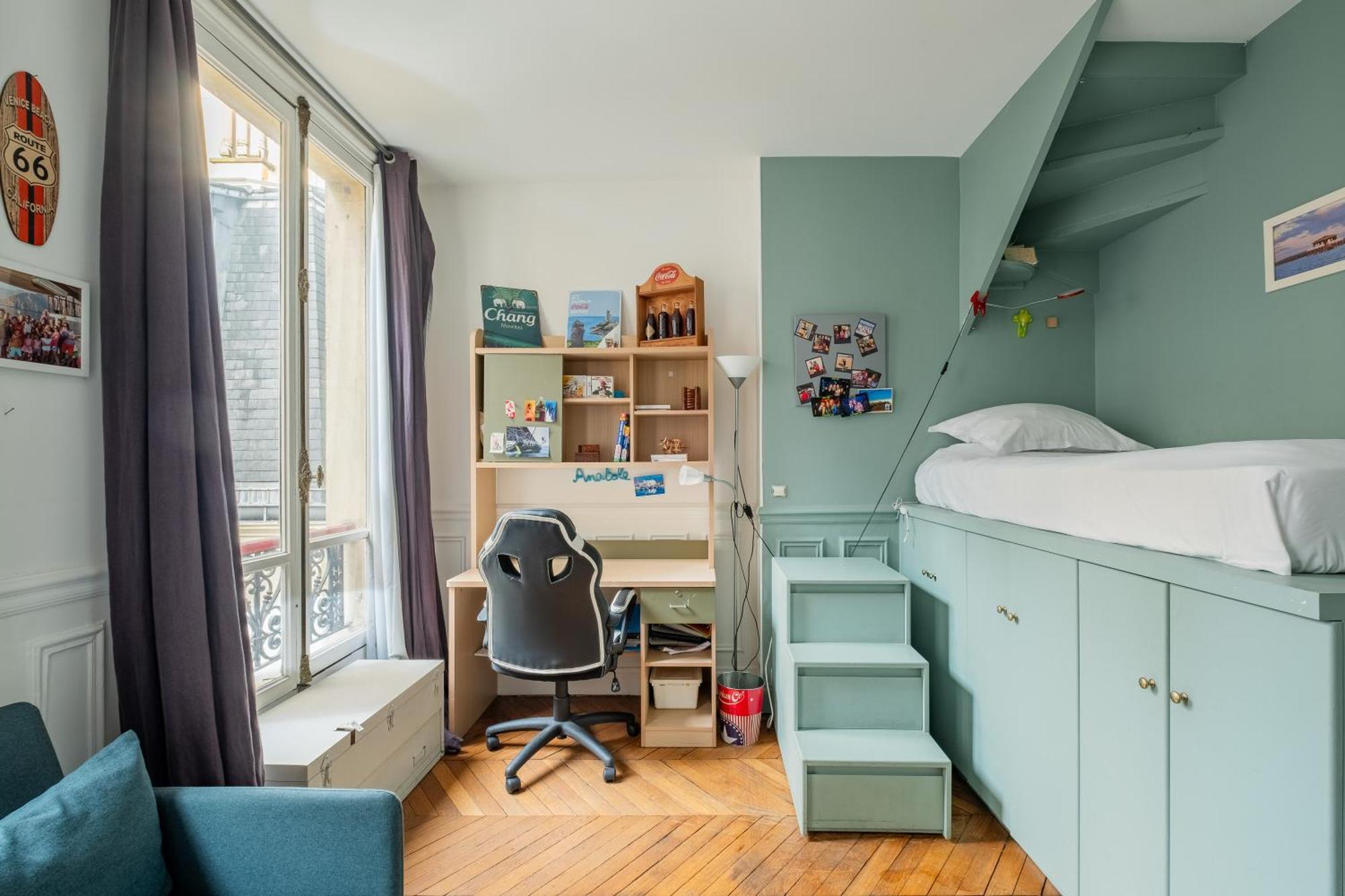 Veeve - The Artist's Appartement *